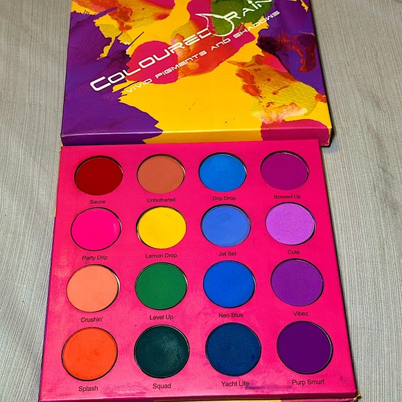 Coloured Raine Vivid Pigment and Shadow Palette - Picture 6 of 6
